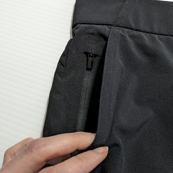 Athleta Tribeca Utility Short Black Size 8 - Picture 7 of 9